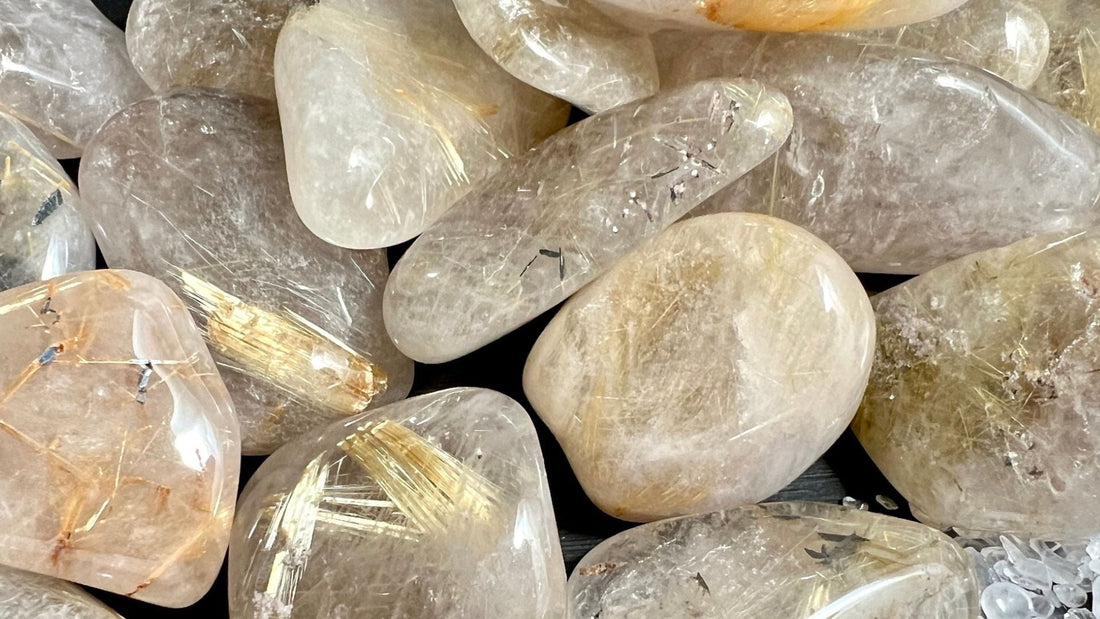 Goldrutil Bergkristall Blogbeitrag | Happy Minerals