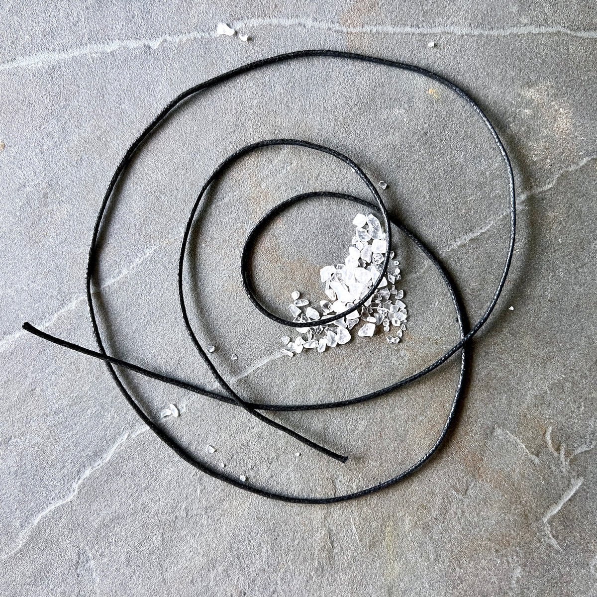 Baumwollband 1m/1.5mm schwarz | Happy Minerals