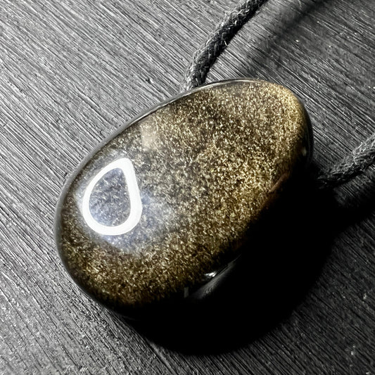 Goldobsidian, gebohrt