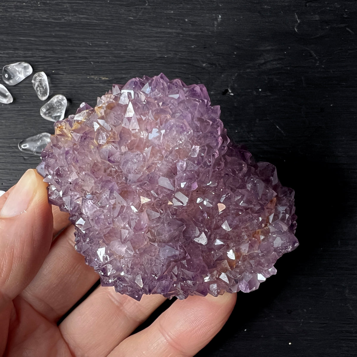 Amethyst Stalaktit Igel aus Uruguay, eine Fläche poliert ca. 70mm