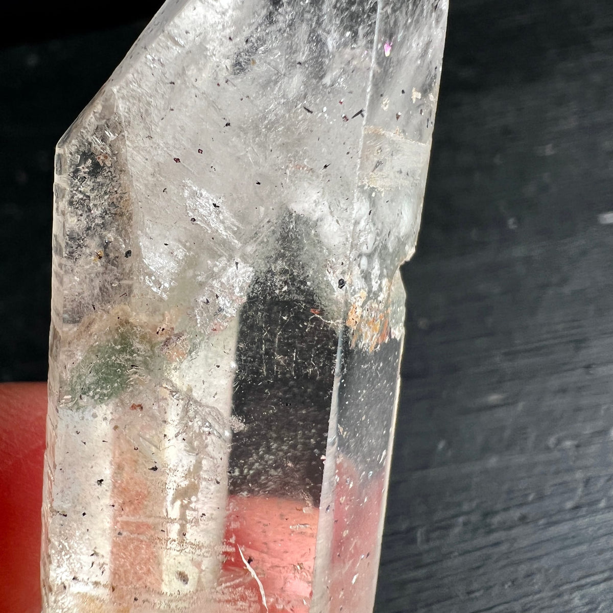 Bergkristall | zarte Chlorit-Einlagerung | rosa Lichtreflexe | Madagaskar | Tantric Twin | Happy Minerals