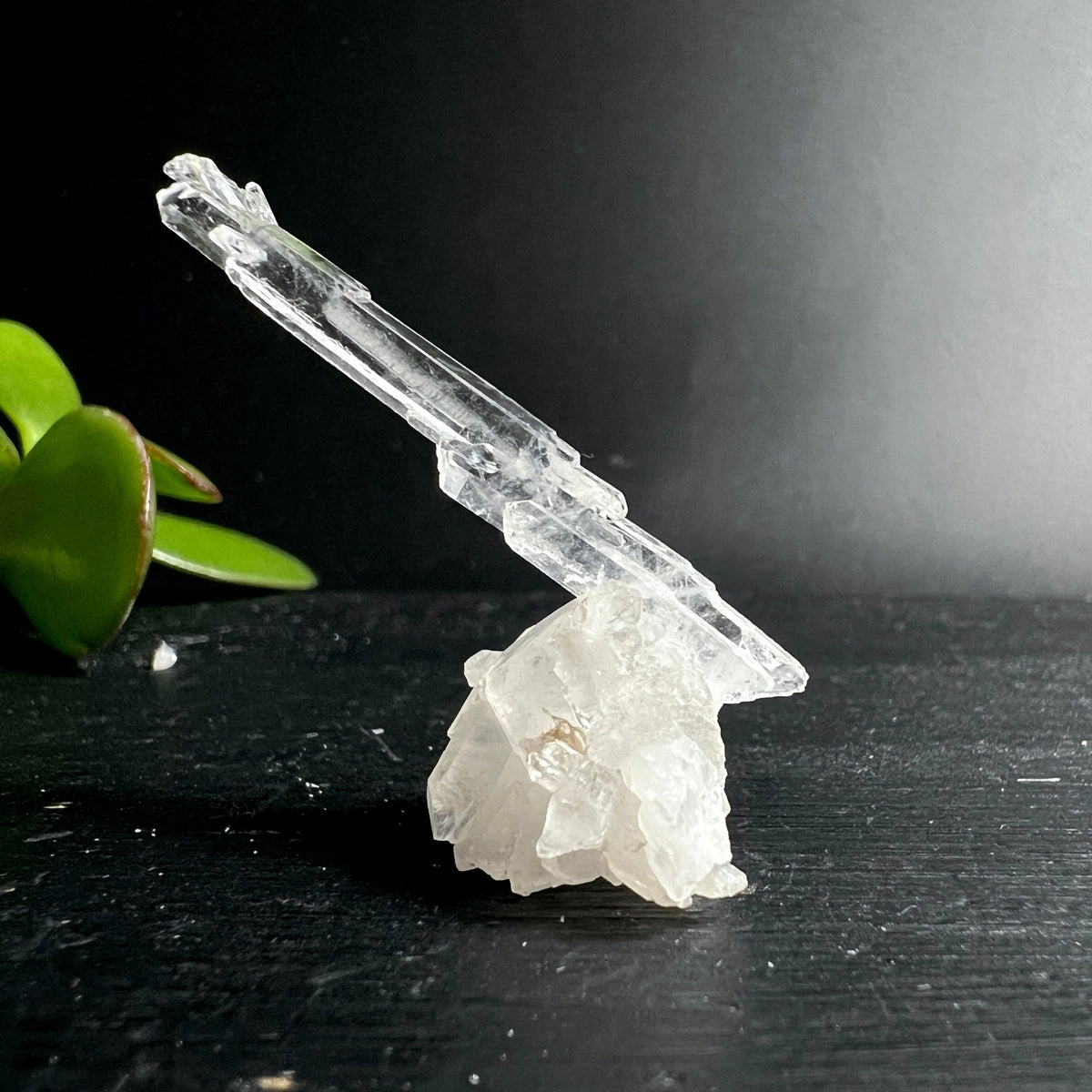 Bergkristall Fadenquarz | Pakistan | aufrecht stehend | klarer Rohstein | natürliche Struktur | Happy Minerals