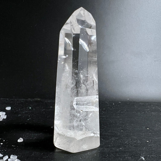 Bergkristall | Turmform | glasklar | facettiert | Madagaskar | Happy Minerals