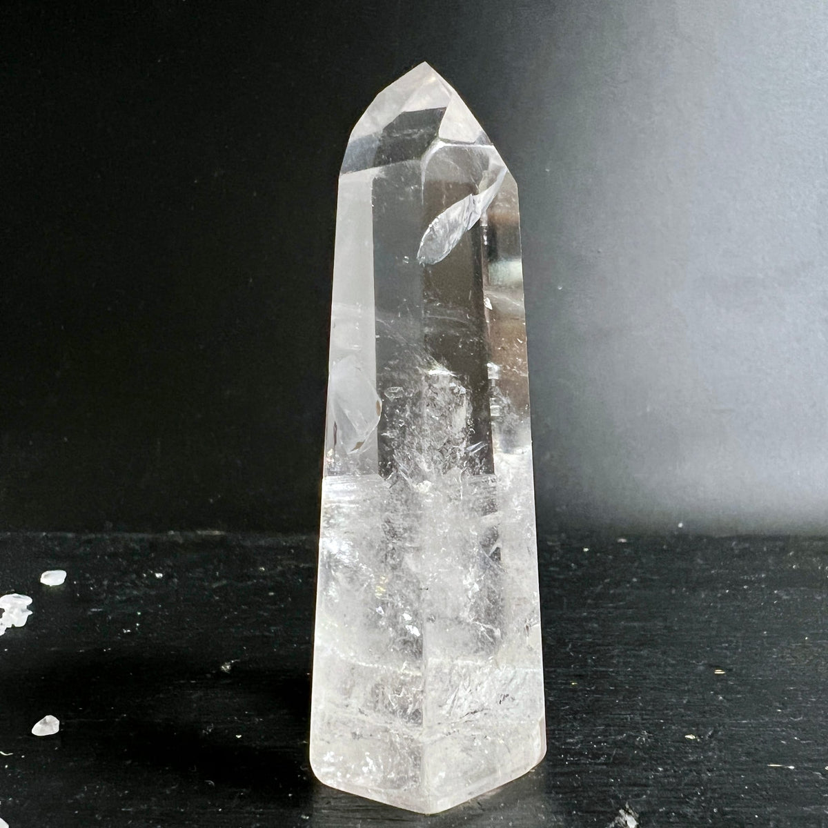 Bergkristall | edle Spitze | kristallklar | Naturphänomen | Madagaskar | Happy Minerals