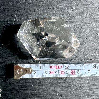 Bergkristall Spitze | Maßband | 3 Zoll | Größenvergleich | Brasilien | natürlich | Happy Minerals