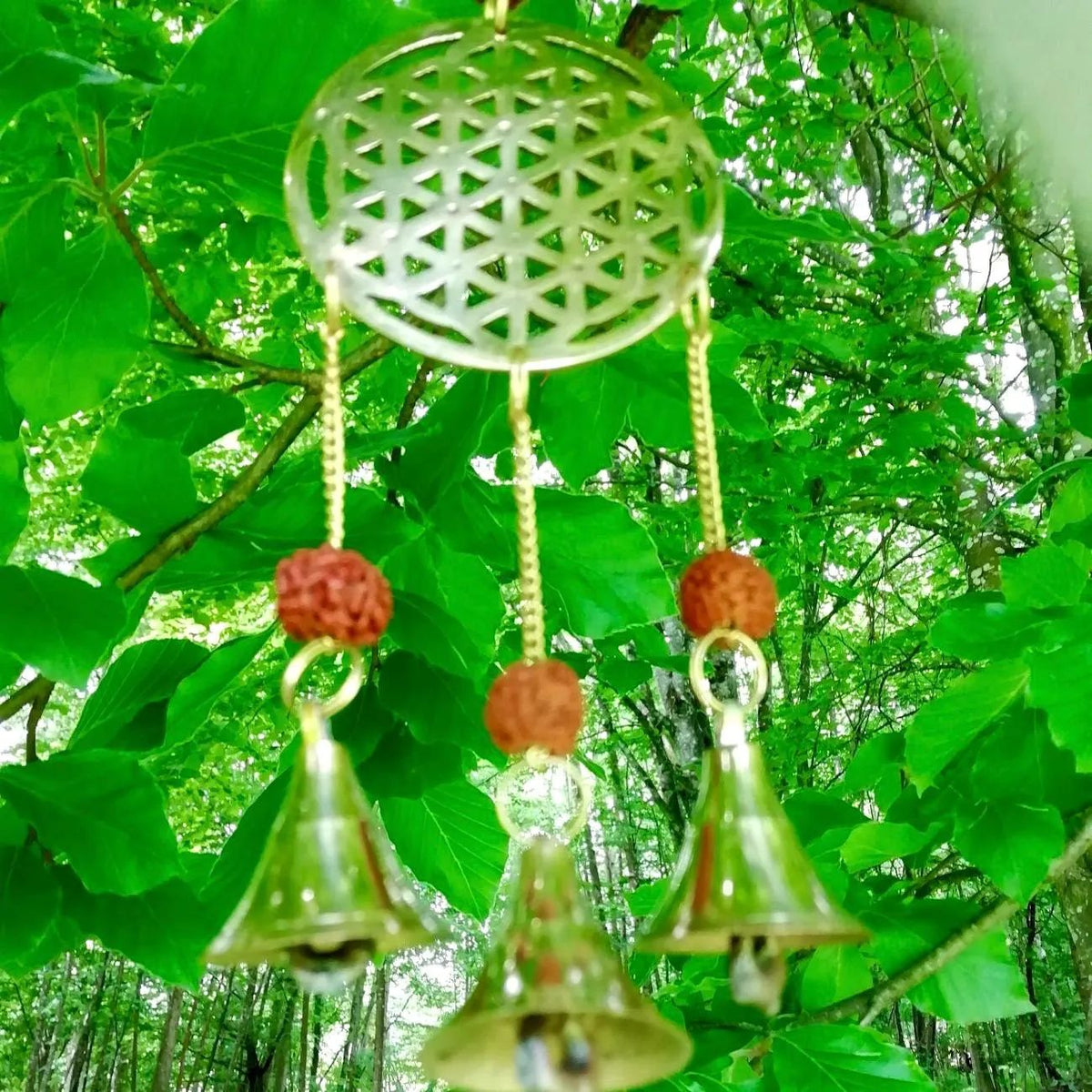 Goldenes Messing Klangspiel | Blume des Lebens | Waldlichtung | drei Glocken | Meditation | Happy Minerals