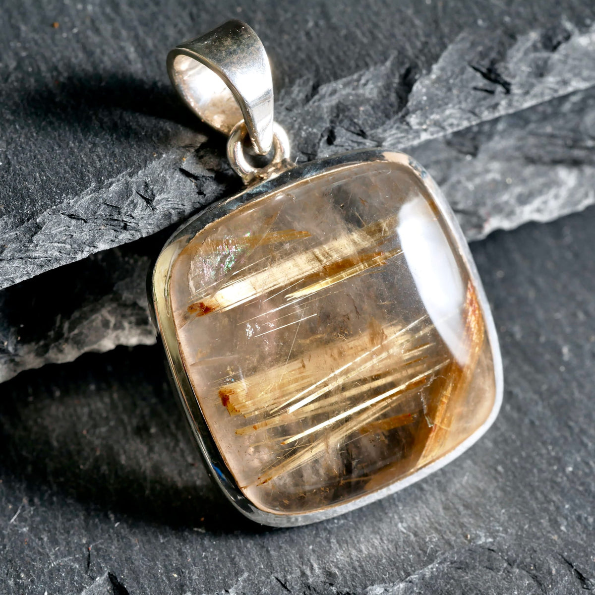 Goldrutilquarz | Anhänger | Schieferstein | warme Goldtöne | Sterlingsilber | Madagaskar | Happy Minerals