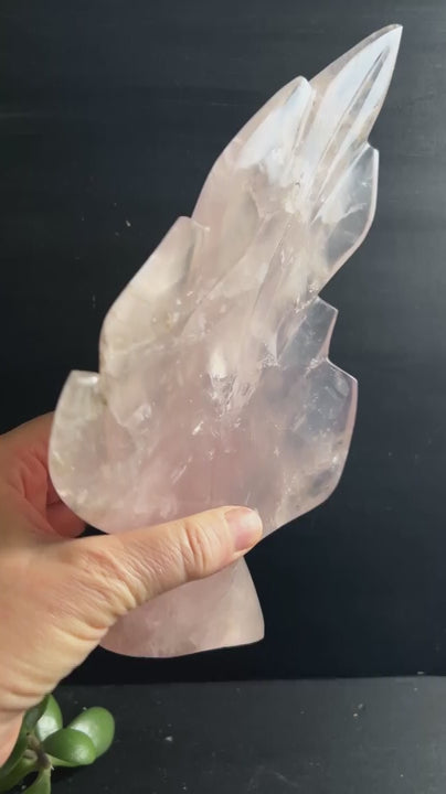 Feuille de quartz rose pièce unique 22cm | Sculpture en quartz rose étoilé pour l'amour de soi et l'ouverture du cœur