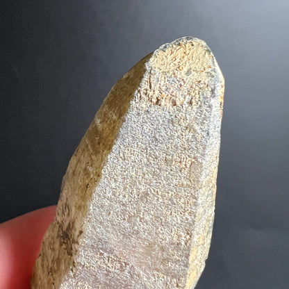 Rauchquarz Terminationspunkt | goldbraune Kristallstruktur | Detailansicht | Happy Minerals