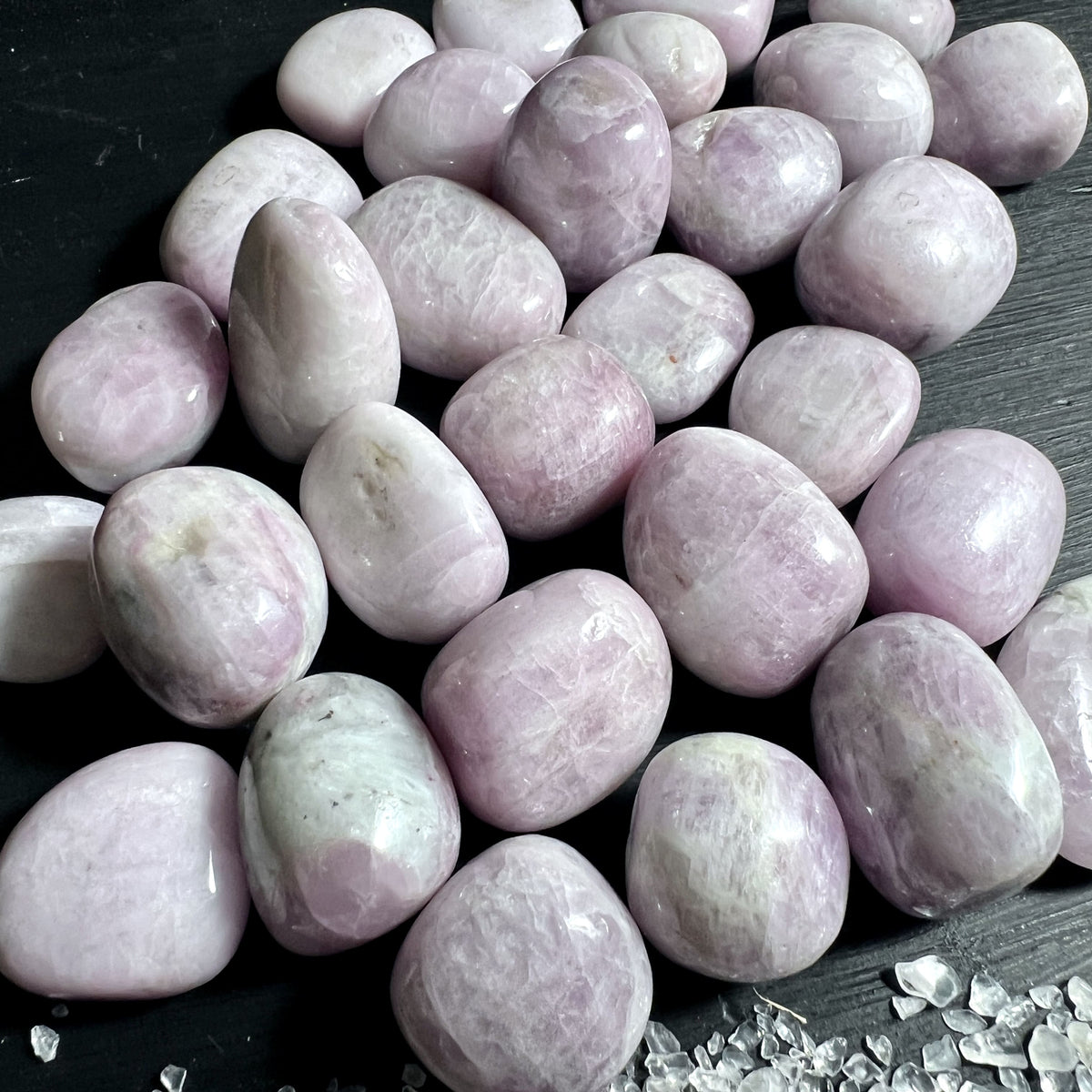 Rosa Kunzit Stein, ideal für Praxis und Meditation | Happy Minerals