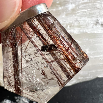 roter rutil in klarem quarz, sterlingsilberöse | Ansicht 13 | Happy Minerals
