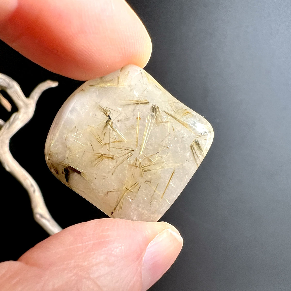 Polierter Rutilquarz Handstein aus Brasilien | Happy Minerals