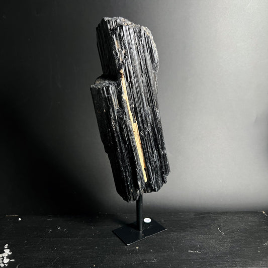 Schwarzer Turmalin | Variante C | Goldader | Faserstruktur | Brasilien | Happy Minerals